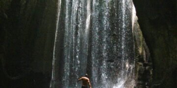 Air terjun Tukad Cepung, Banjar Penida Kelod, Kecamatan Tembuku, Kabupaten Bangli. (Foto oleh Ojink Schrody/Pexels)